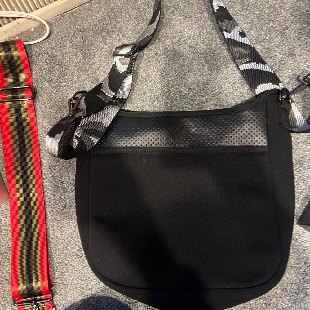 HAUTE SHORE Black and Pink Bag